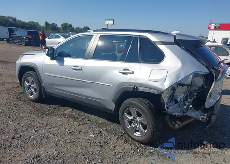 2024 Toyota Rav4 Xle z USA, uszkodzony, nr VIN 2T3W1RFV1RC287356